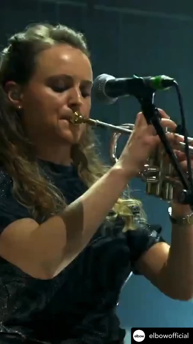 Repost • @elbowofficial ‘Balu’, live from the Royal Albert Hall.

A short clip from the Teenage Cancer Trust show. Watch the full performance now on YouTube (link in bio).